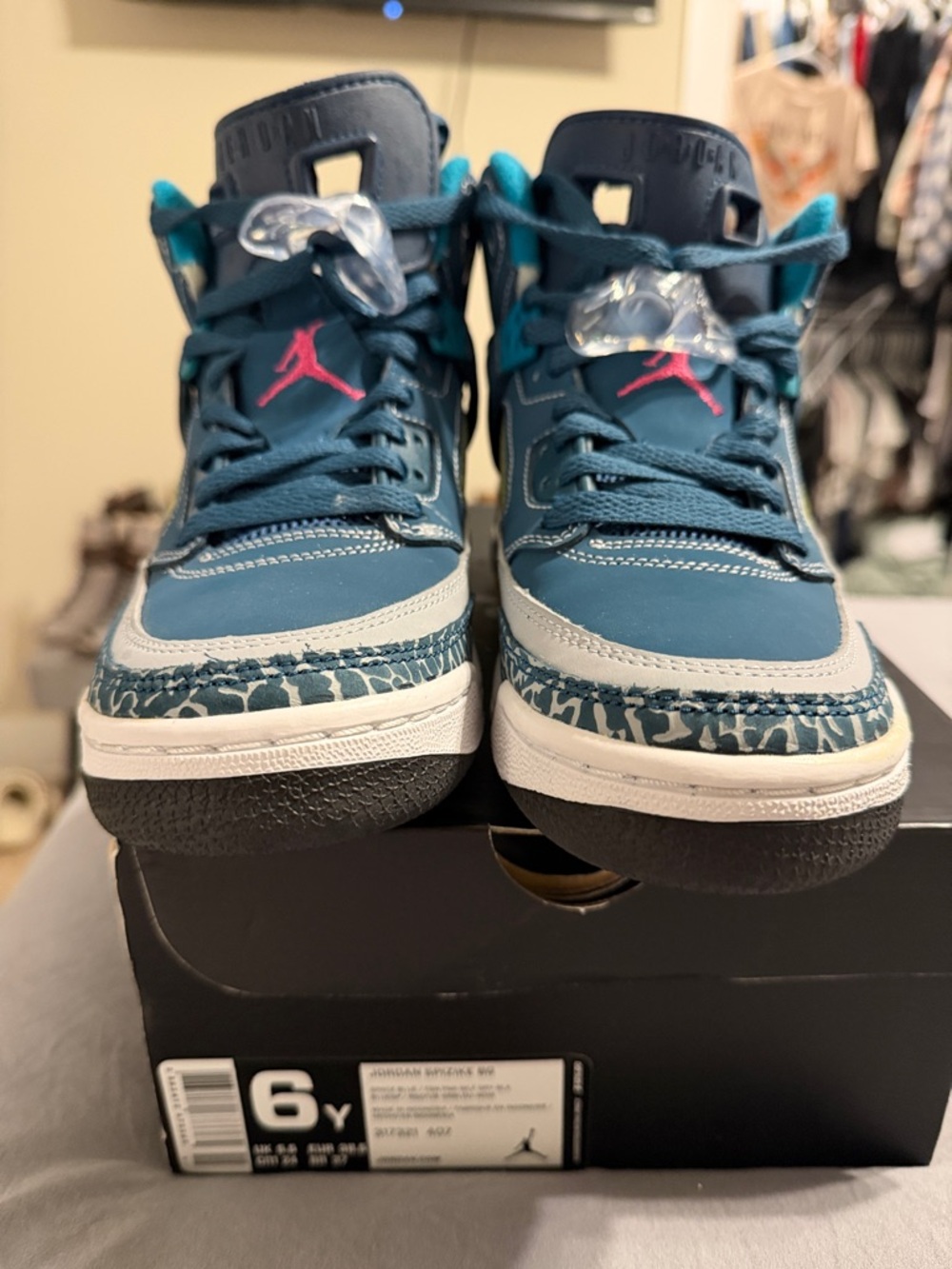 Jordan Spizike - Space Blue - 6Y / 7.5W